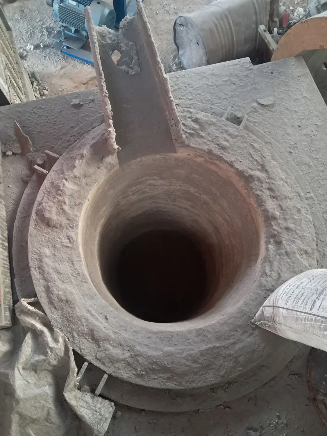 کوره القایی یک تنی برای فولاد چدن وفلزات رنگی|ماشینآلات صنعتی|تهران, والفجر|دیوار