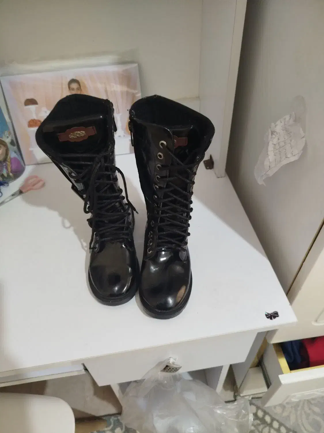 بوت دخترانه سایز ۳۱|کیف، کفش، کمربند|بومهن, |دیوار