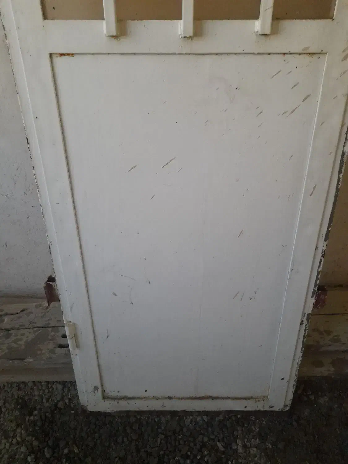 درب آهنی انباری محکم با چهارچوب سنگین|مصالح و تجهیزات ساختمان|کرمانشاه, |دیوار