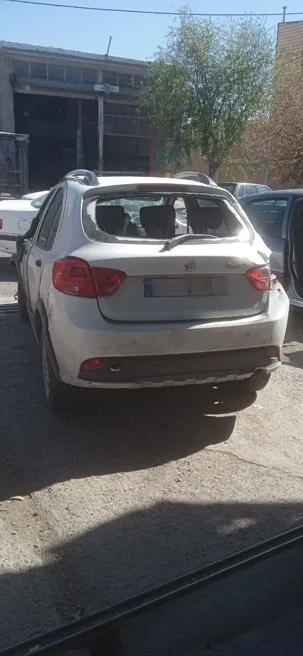 کوئیک ۱۴۰۱ تصادفی|خودرو سواری و وانت|زنجان, |دیوار