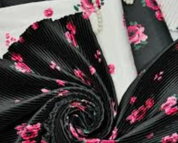 طاقه پارچه ساتن پلیسه ال ایکس متری ۱۴۵ تومن|عمده‌فروشی|مشهد, سجاد شهر|دیوار