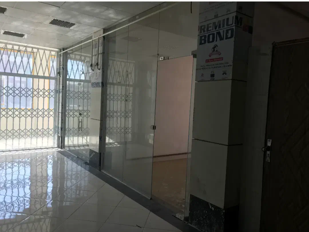 واحد تجـاری / جنب اتوبان تبریز - سهند / فاز۳|فروش آپارتمان|سهند, |دیوار