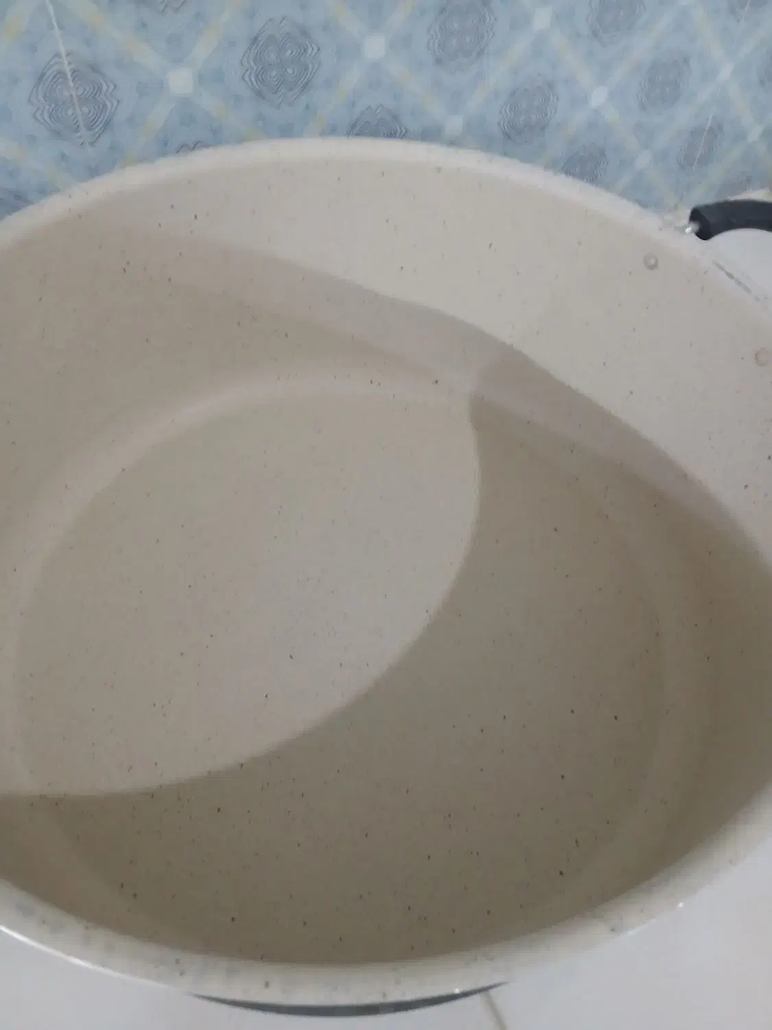 قابلمه گرانیتی|ظروف پختوپز|شیروان (خراسان), |دیوار