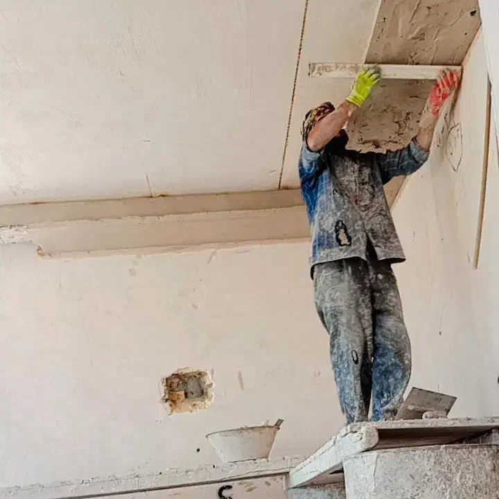 کاشیکاری،سفیدکاری وگچکاری،اجرکاری،سیمان کاری|خدمات پیشه و مهارت|ارومیه, |دیوار