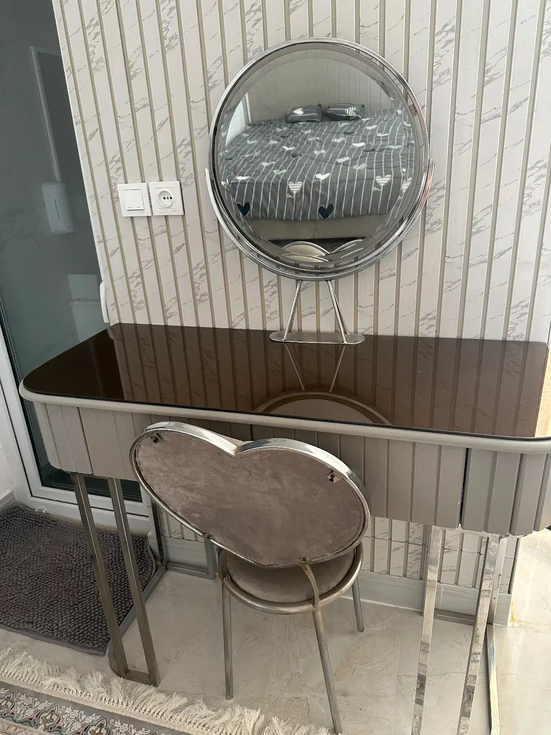 سرویس خواب|تخت و سرویس خواب|کاشمر, |دیوار