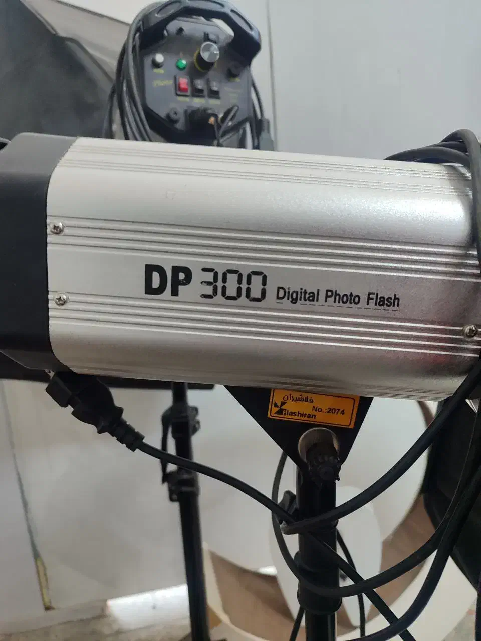 دوربین|دوربین عکاسی و فیلمبرداری|ازنا, |دیوار