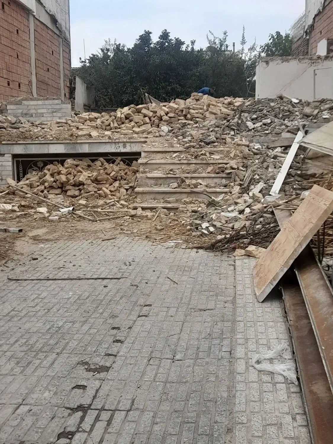 تخریب|خدمات پیشه و مهارت|گرگان, |دیوار