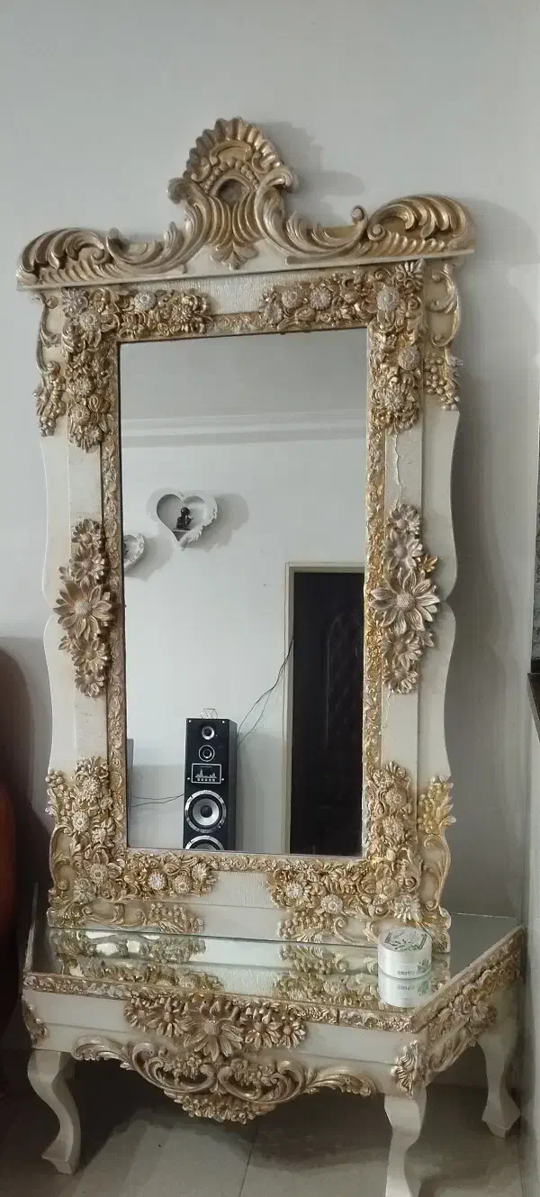 اینه و ساعت شیگ|بوفه، ویترین، کنسول|رباط‌کریم, رباط‌کریم|دیوار