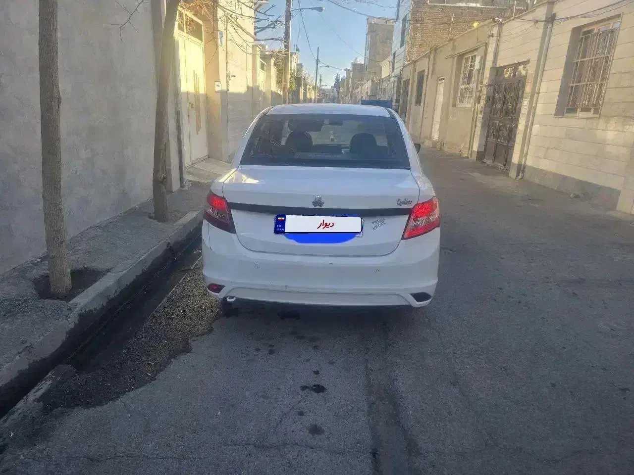 ساینا|خودرو سواری و وانت|رباط‌کریم, رباط‌کریم|دیوار