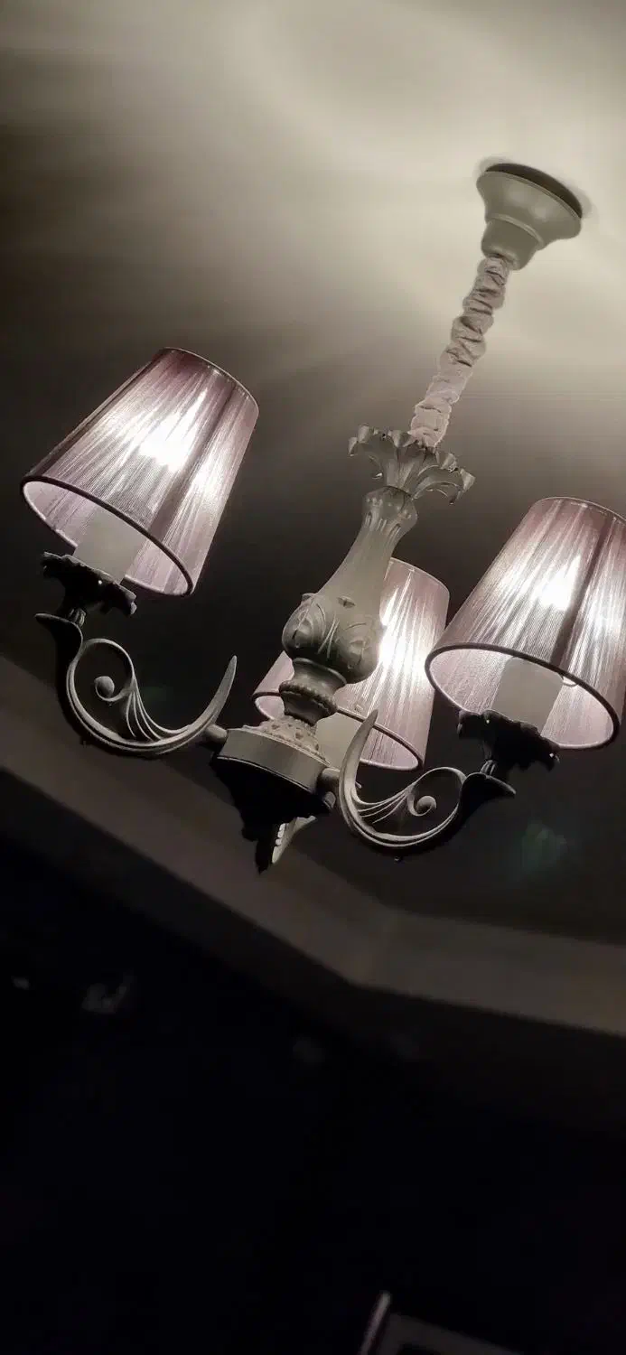 لوستر مدرن ۳ شاخه شلف ابریشمی|لوستر و چراغ آویز|اصفهان, ملک‌شهر|دیوار