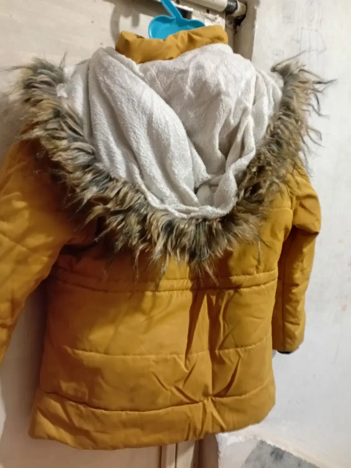 کاپشن دخترانه|کفش و لباس بچه|بروجرد, |دیوار