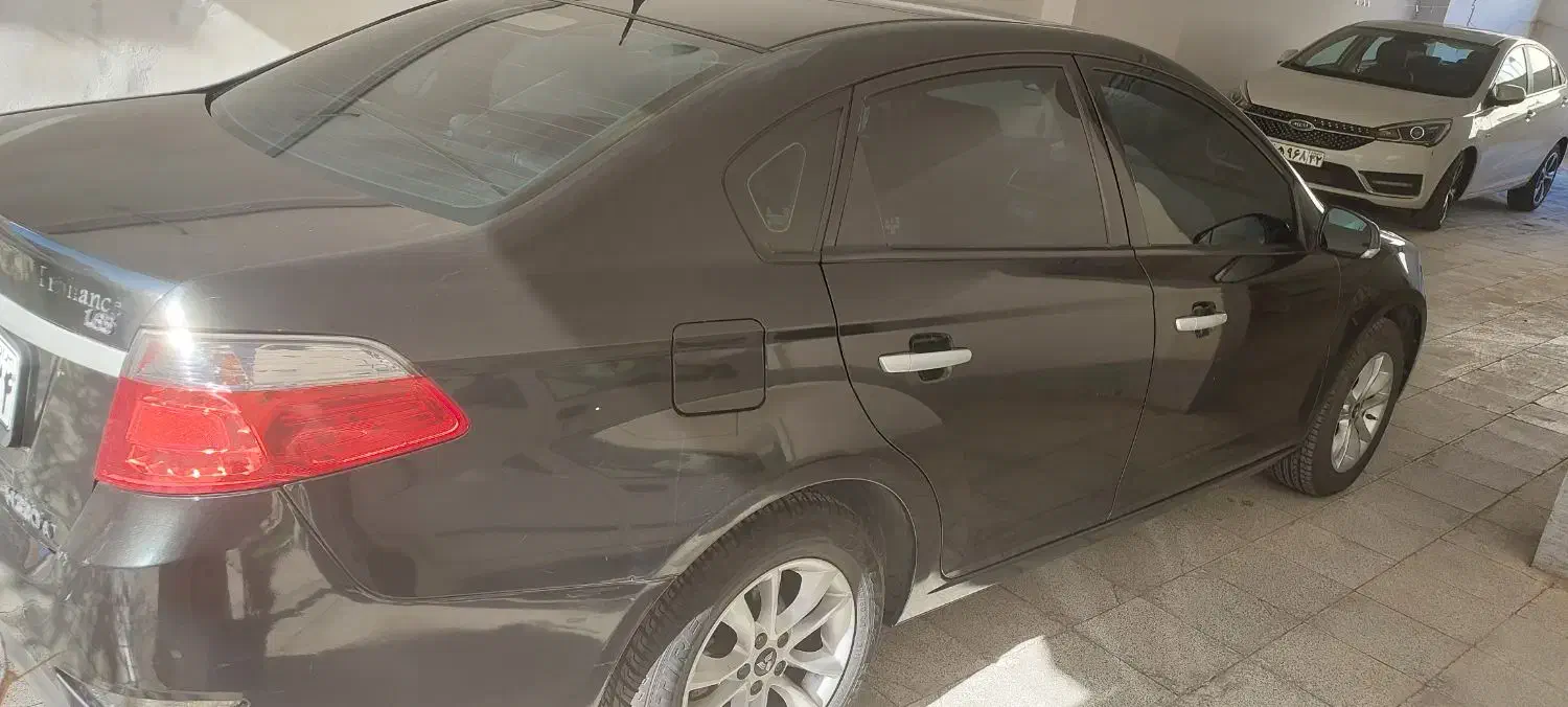 برلیانس H330 اتومات۱۶۵۰ مدل ۹۷|خودرو سواری و وانت|مشهد, جاهد شهر|دیوار