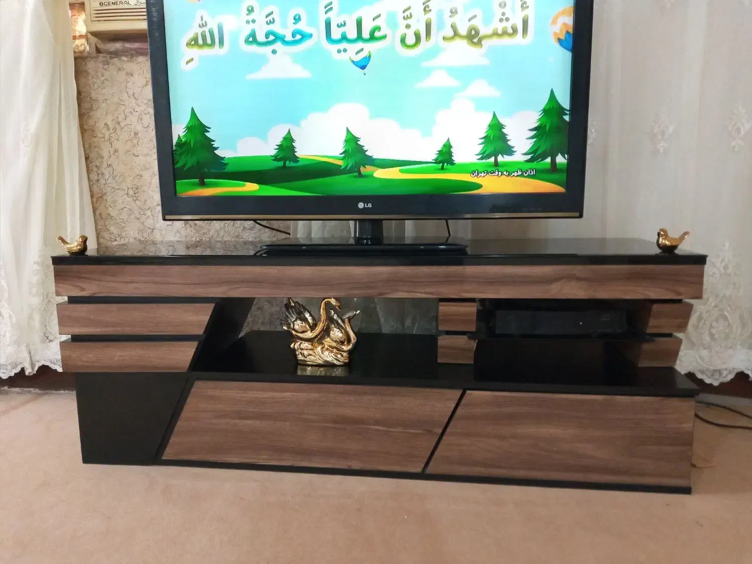 میز تلویزیون وبوف برا فروشن زیر قیمت|بوفه، ویترین، کنسول|اهواز, کمپلو جنوبی|دیوار