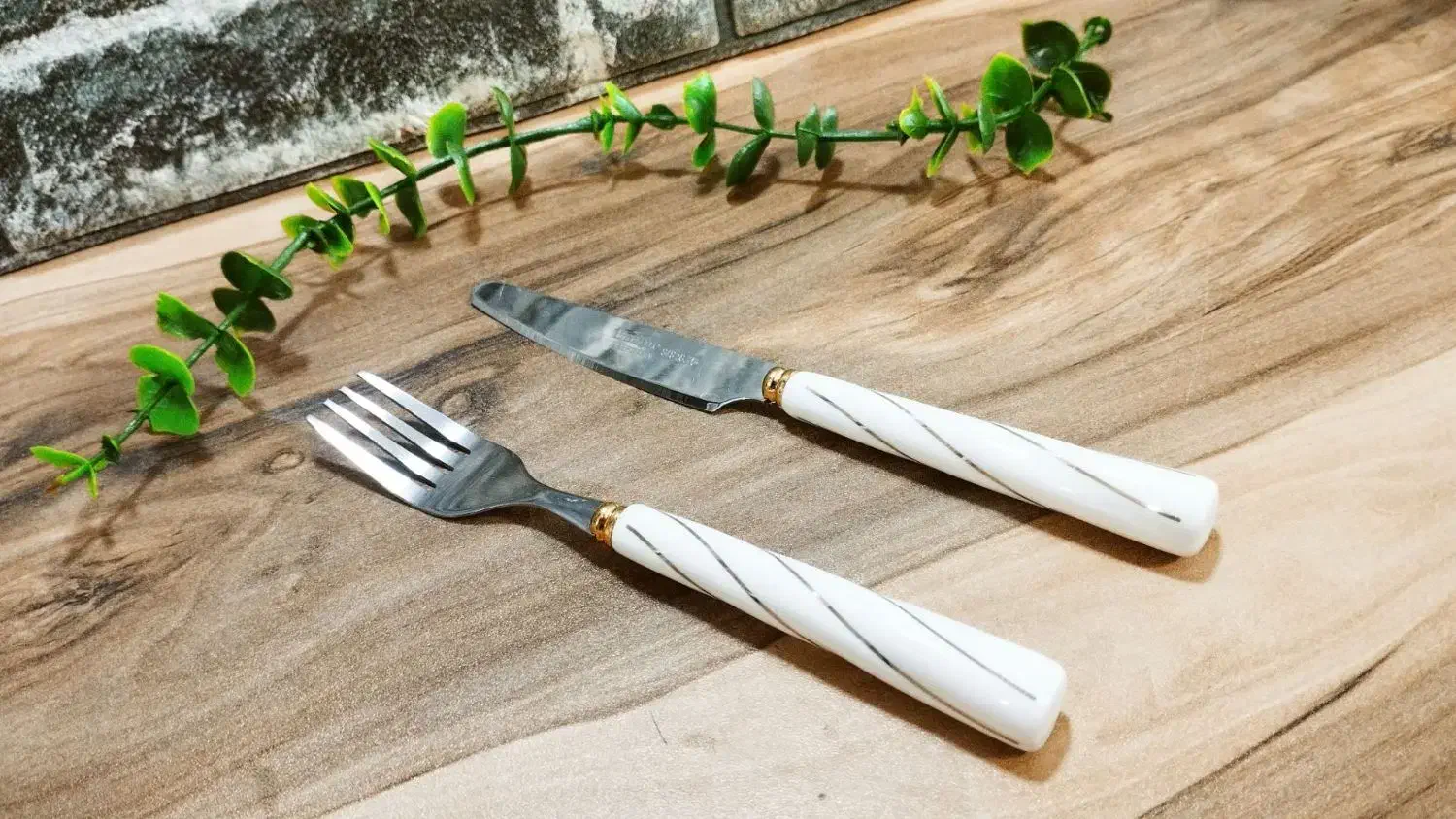 چاقو کارد و چنگال سرامیکی پذیرایی یونیک خط طلا|ظروف سرو و پذیرایی|کرمانشاه, |دیوار