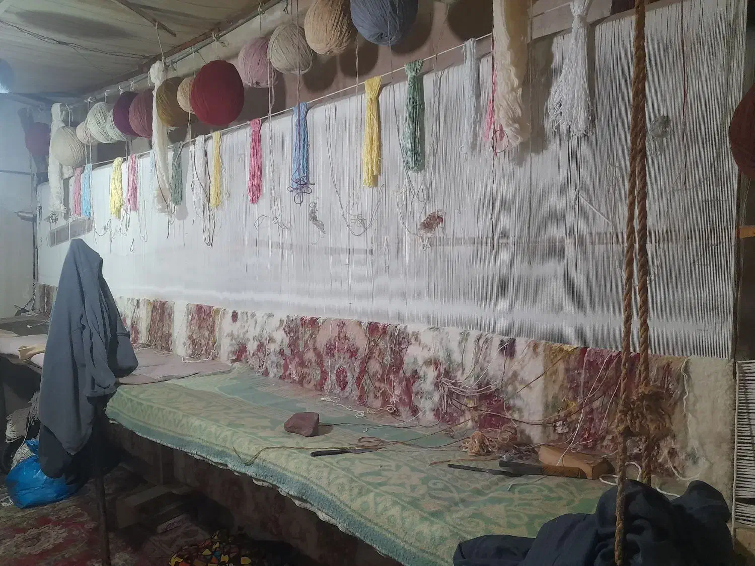 دار قالی، دستگاه قالی|ابزارآلات|بناب, |دیوار