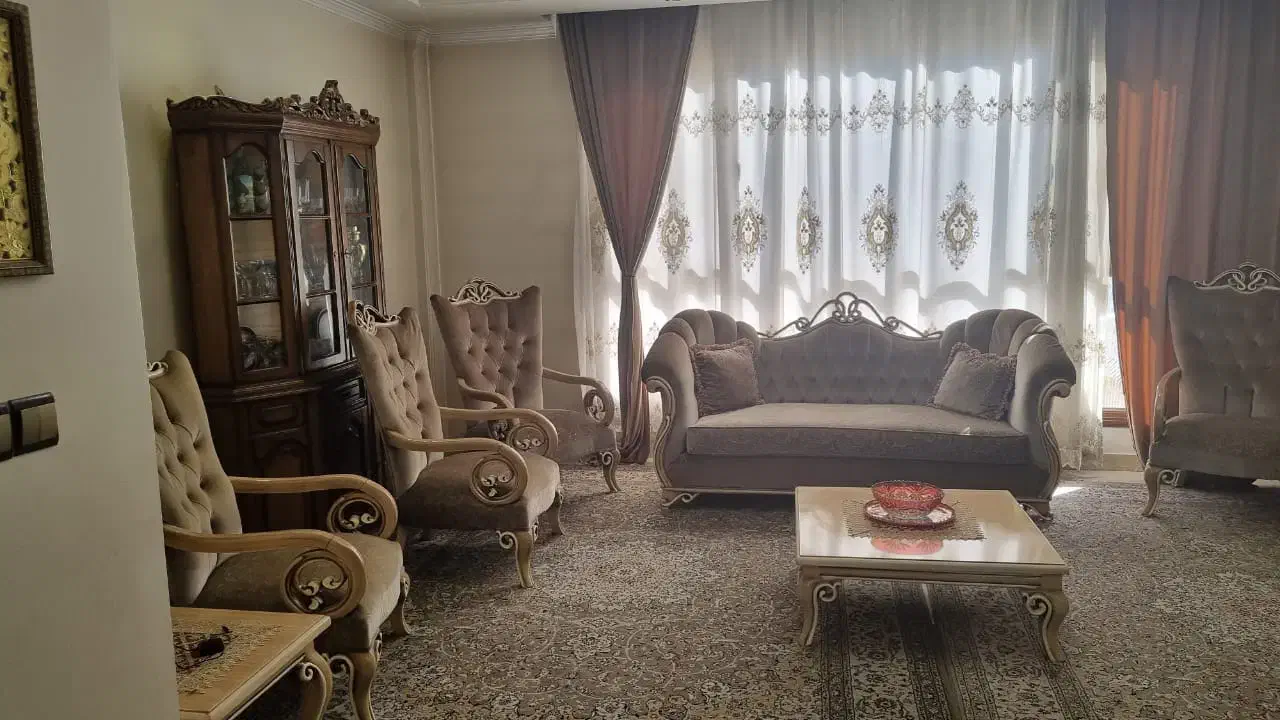 معاوضه‌فروش ۱۳۰متر ۲پارکینگ‌سندی (بین دوم سوم)|فروش آپارتمان|تهران, تهرانپارس غربی|دیوار