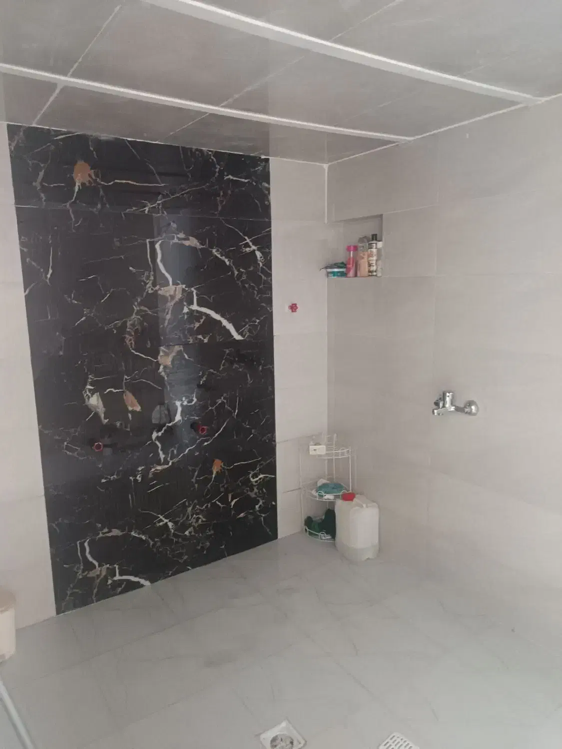 منزل ویلایی درب از حیاط واقع زمینهای حاج رمضون|فروش خانه و ویلا|مرودشت, ژیان|دیوار