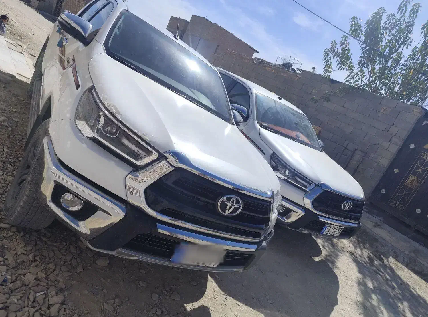 فروش تویوتا هایلوکس دوکابین دنده نقدی وشرایطی|خودرو سواری و وانت|سراوان, |دیوار