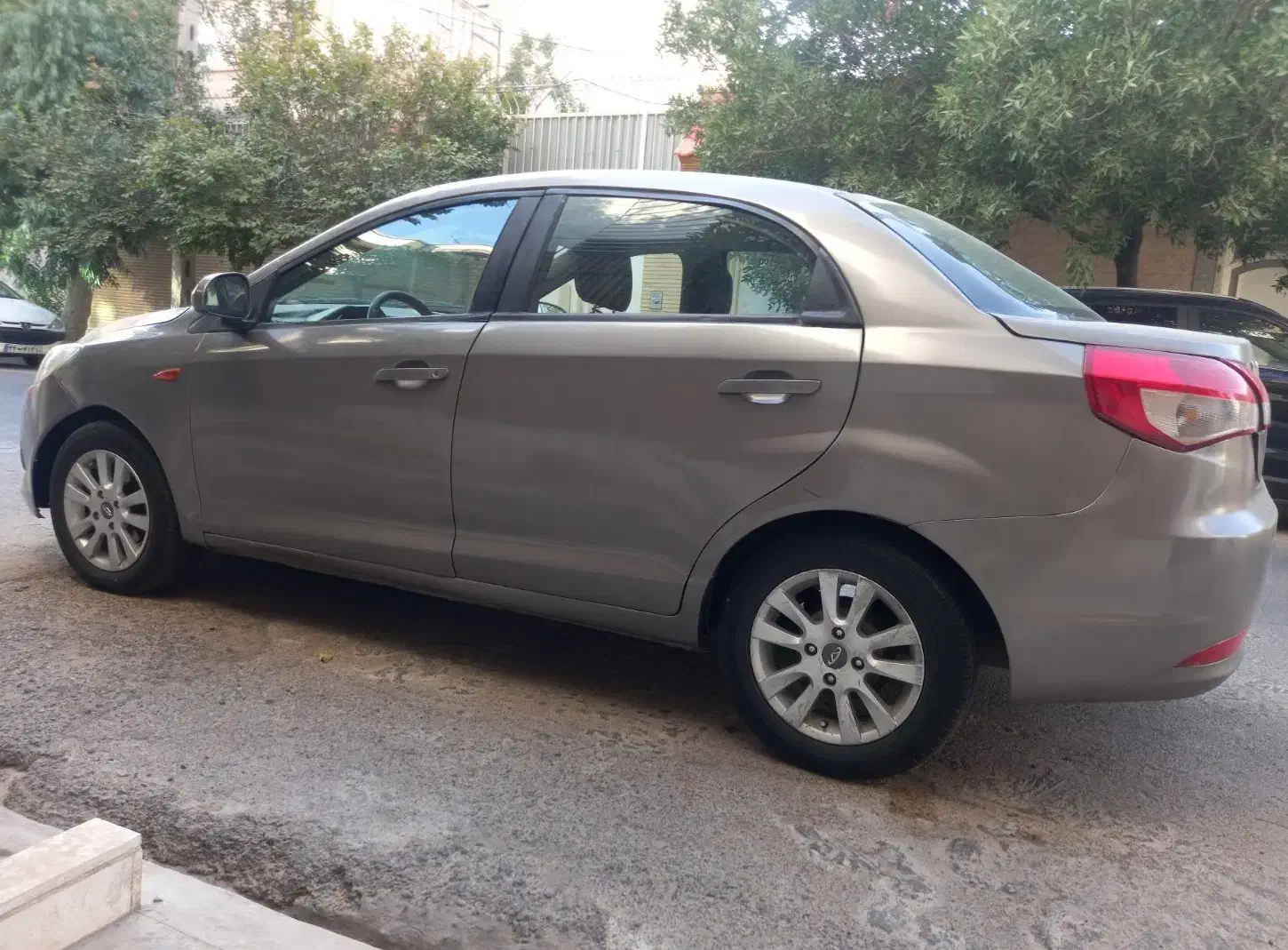 ام وی ام Mvm315 صندوق دار نیو|خودرو سواری و وانت|قم, باغ اشرافی|دیوار