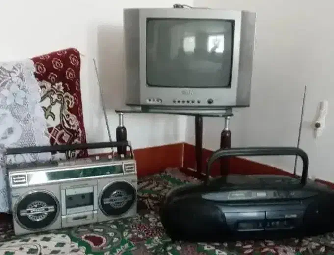 رادیو تلوزیون و ویدیو قدیمی|صوتی و تصویری|قوچان, |دیوار