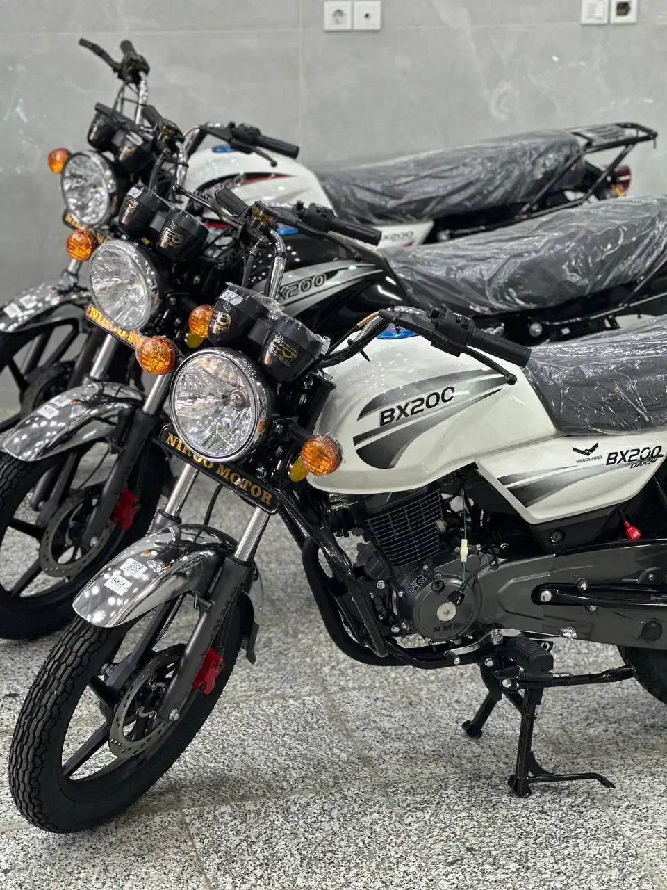 دایچی ۲۰۰ BX نیرو موتور فقط با یک برگ چک و سفته|موتورسیکلت|تهران, یافت آباد جنوبی|دیوار