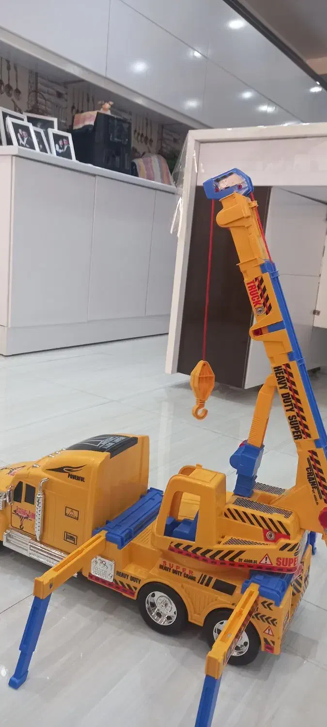 جرثقیل در حد اصلا استفاده نشده|اسباب‌بازی بچه|نظرآباد, نظرآباد|دیوار