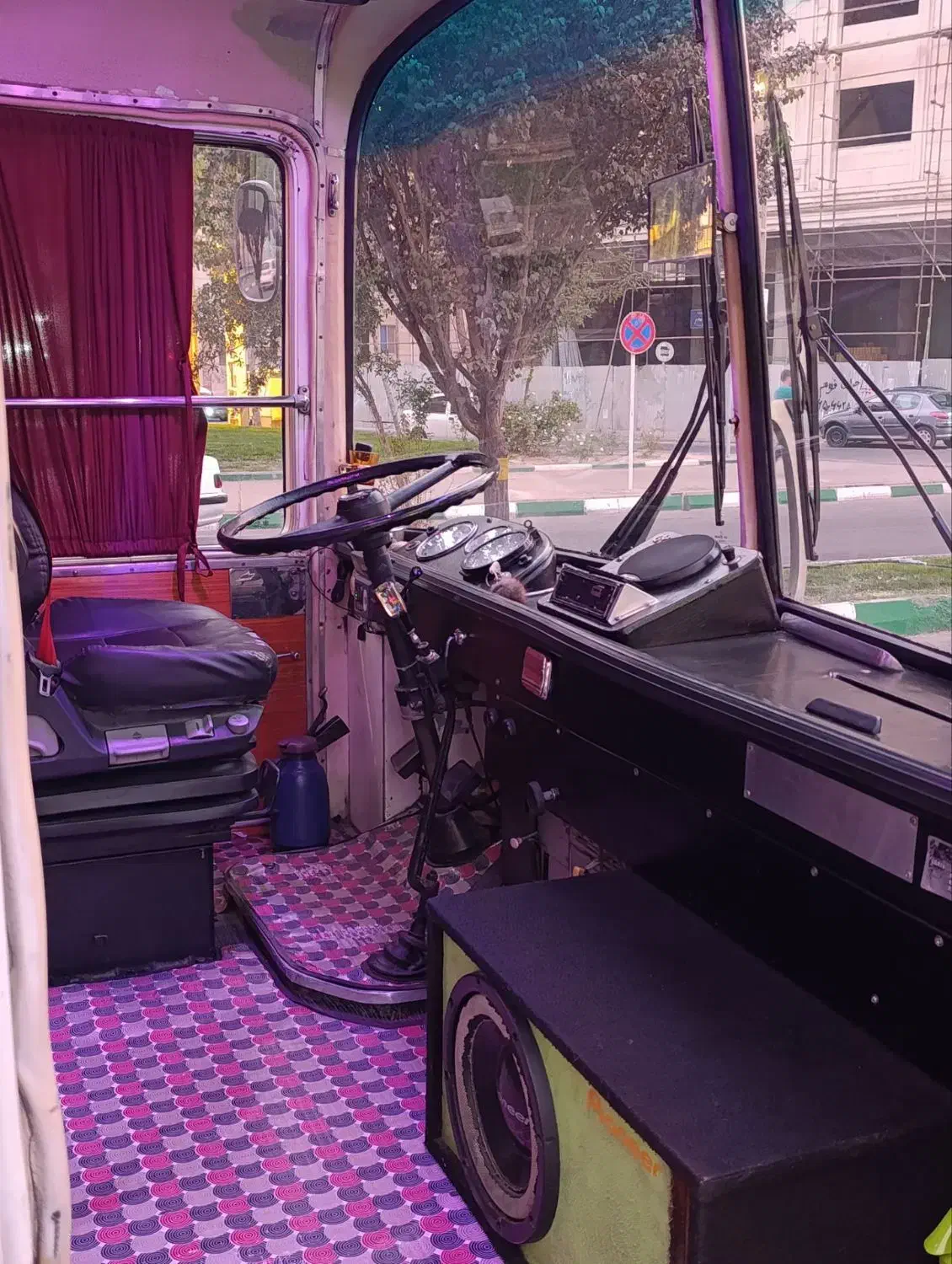 اتوبوس ۳۰۲ مدل ۷۴|خودرو سنگین|قرچک, شهرک طلائیه|دیوار