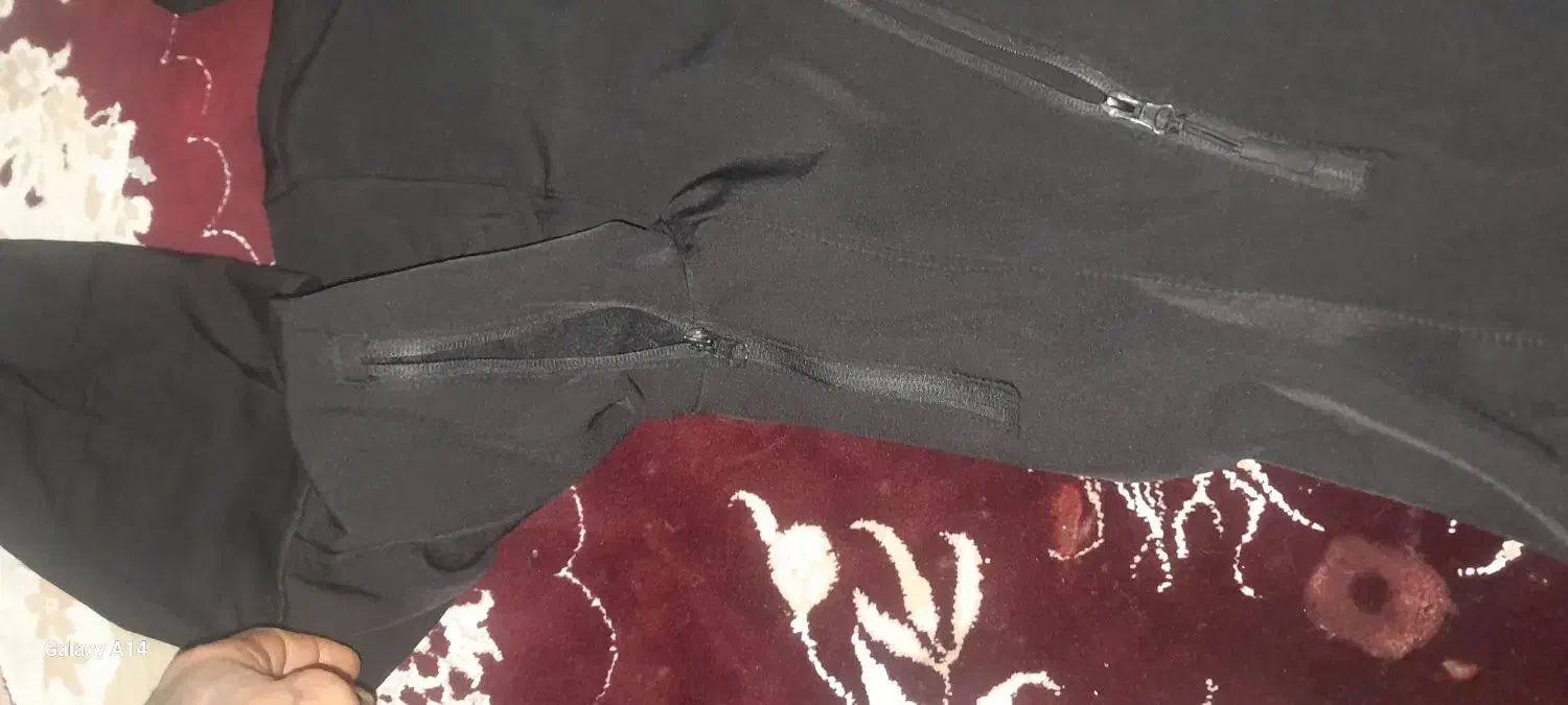 کابشن|لباس|الیگودرز, |دیوار