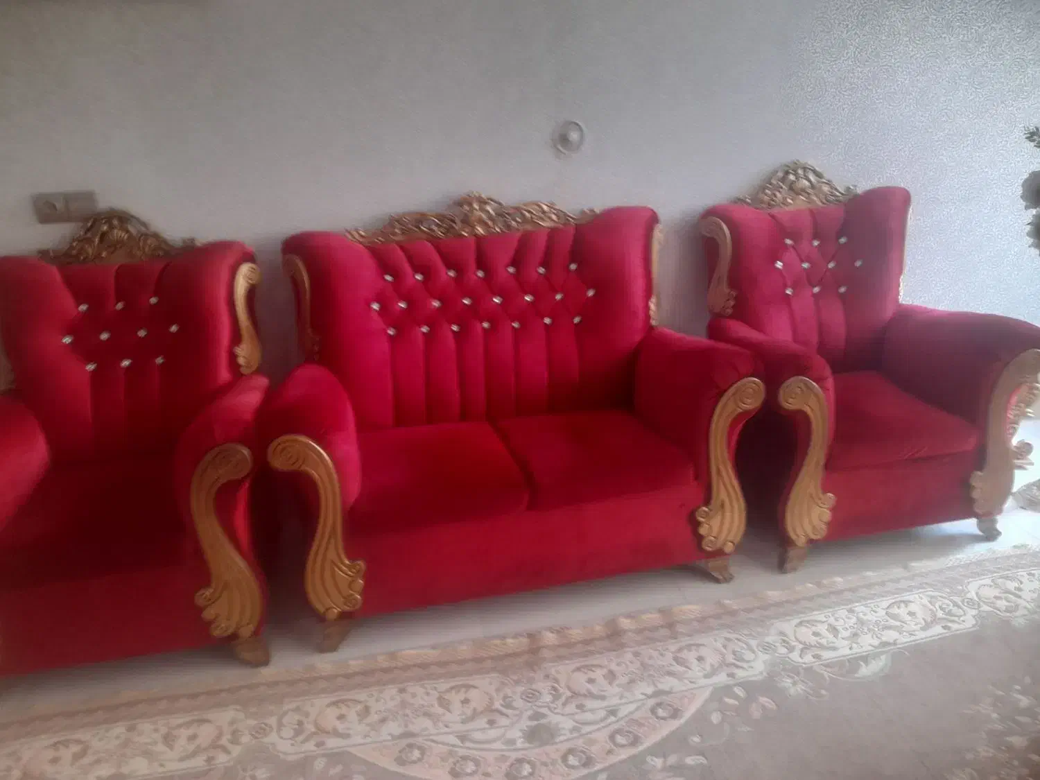 مبل ۷ نفره با میز عسلی|مبلمان خانگی و میز عسلی|اقبالیه, |دیوار