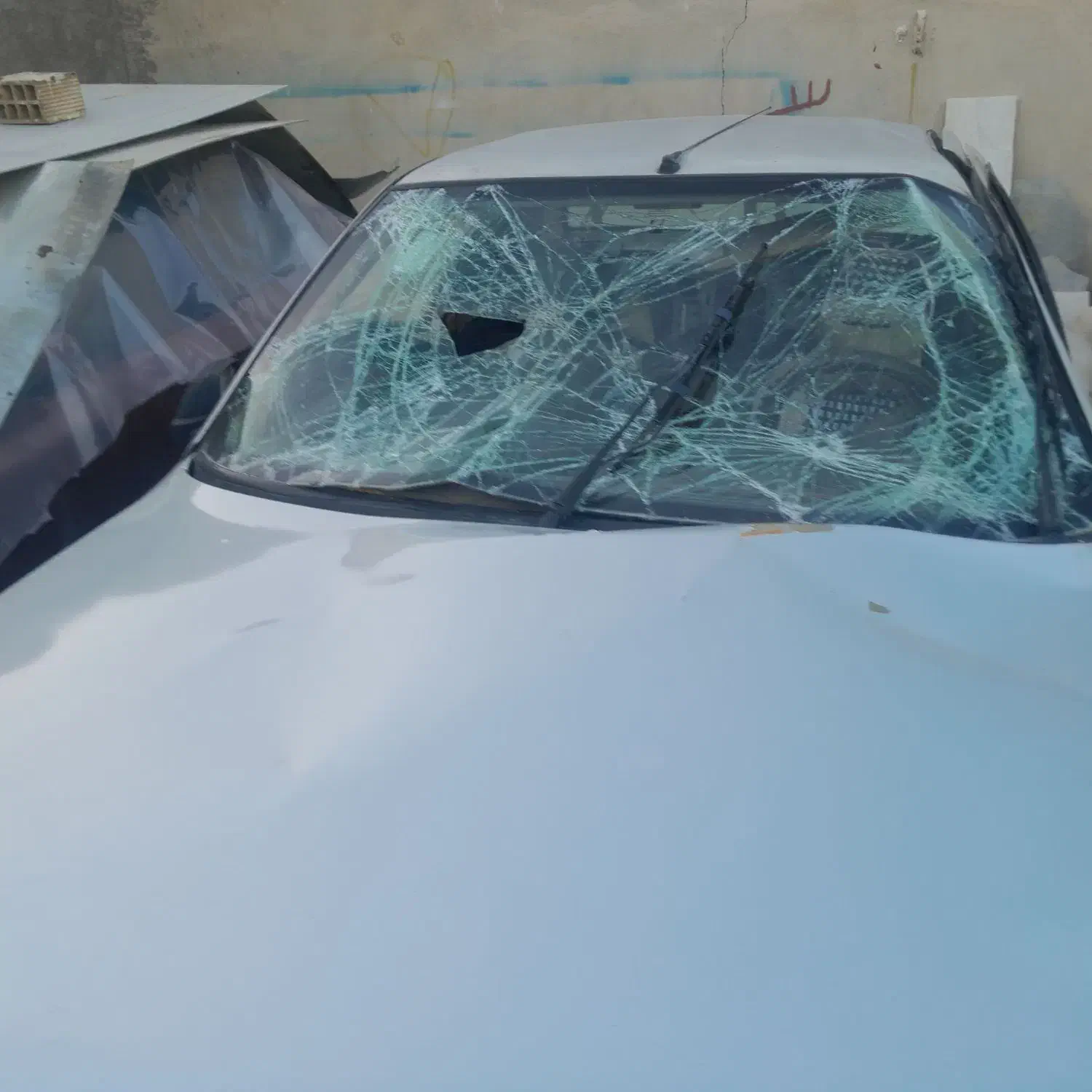 پژو 405 تصادفی|خودرو سواری و وانت|خرم‌آباد, |دیوار