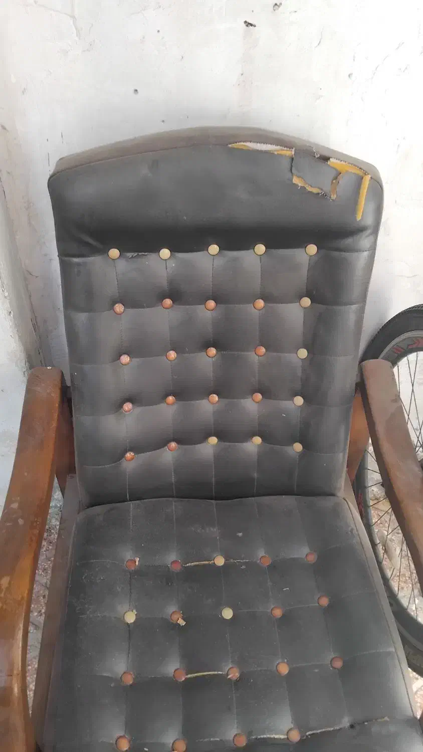 صندلی|صندلی و نیمکت|اراک, |دیوار