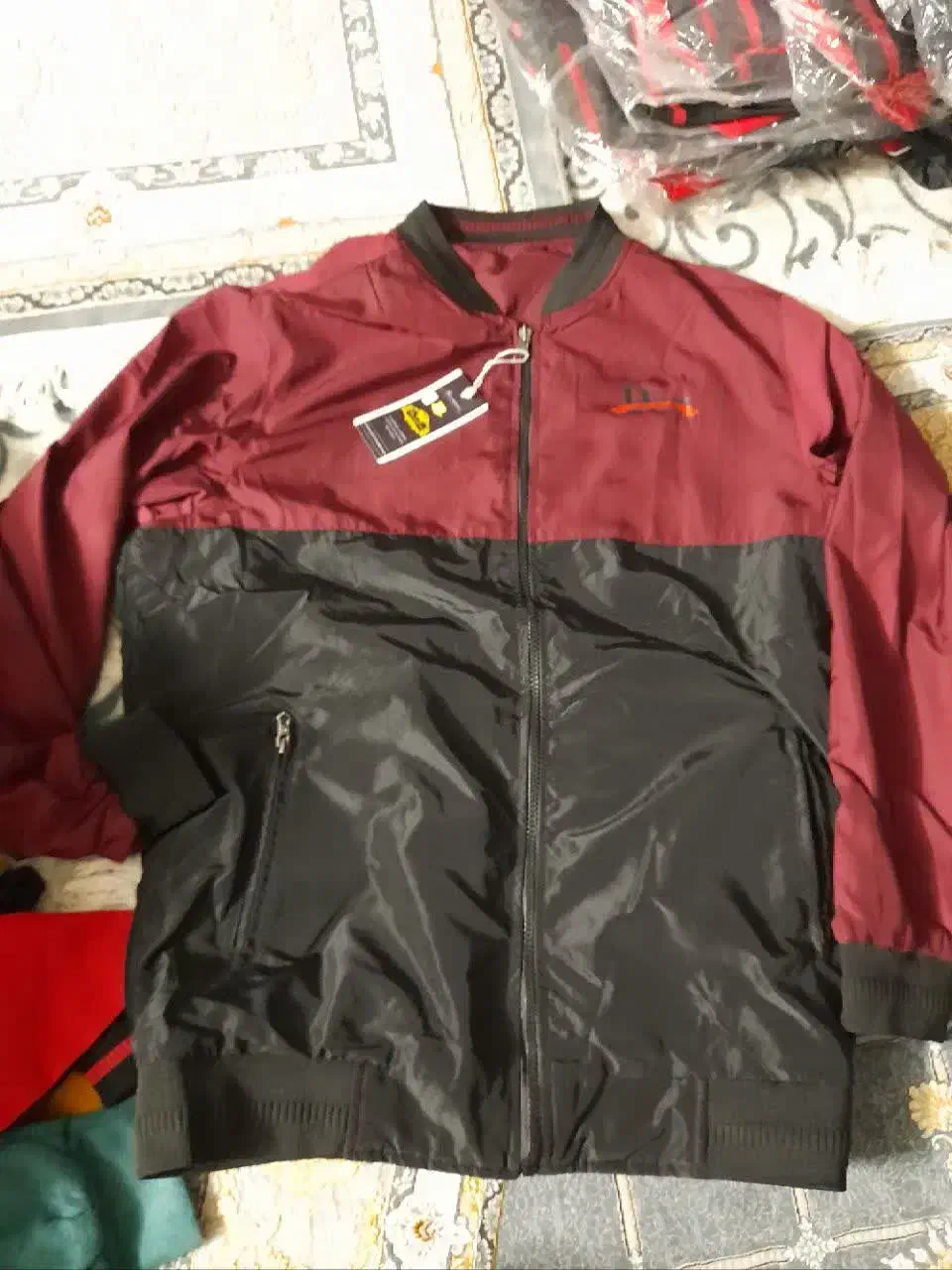 حراج تعدادی لباس پاییزی و زمستانی|لباس|فولادشهر, C4|دیوار