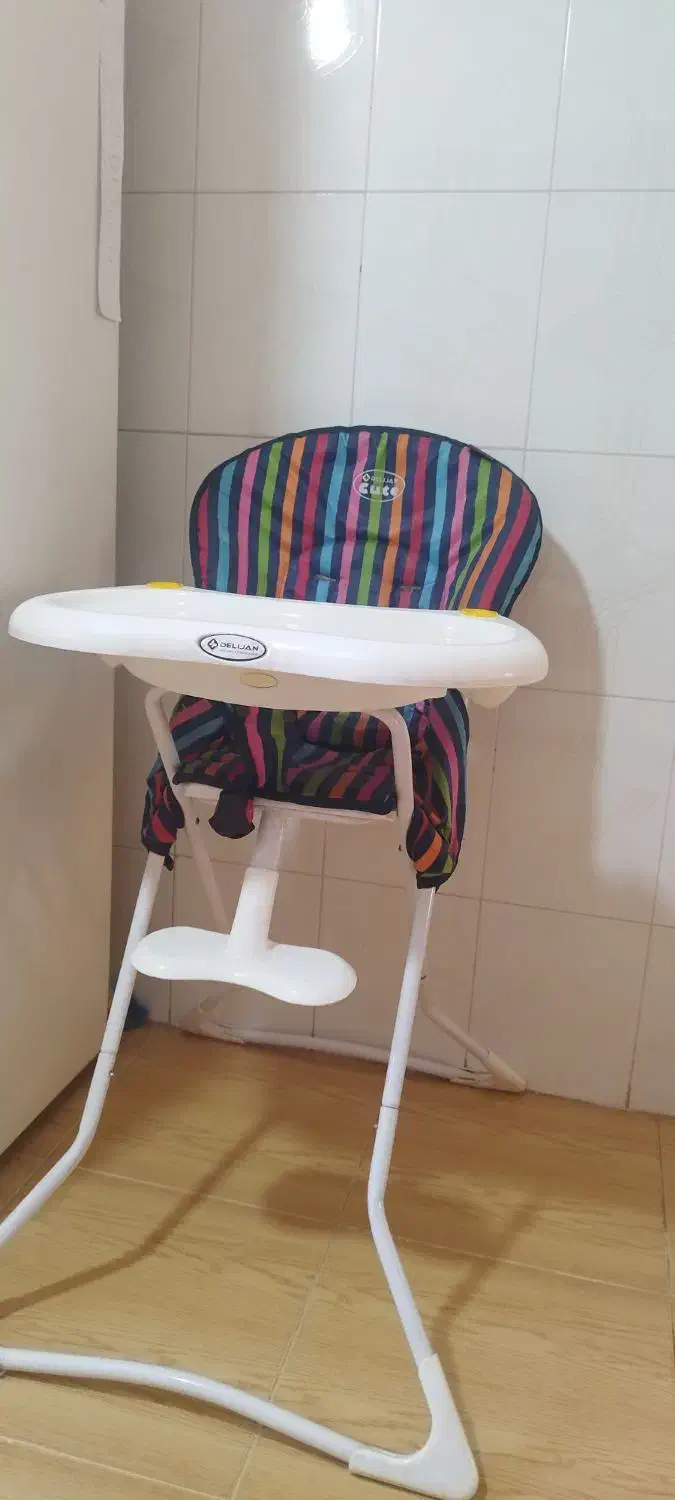 صندلی ماشین و غذا خوری کودک|تخت و صندلی بچه|شیراز, درکی|دیوار