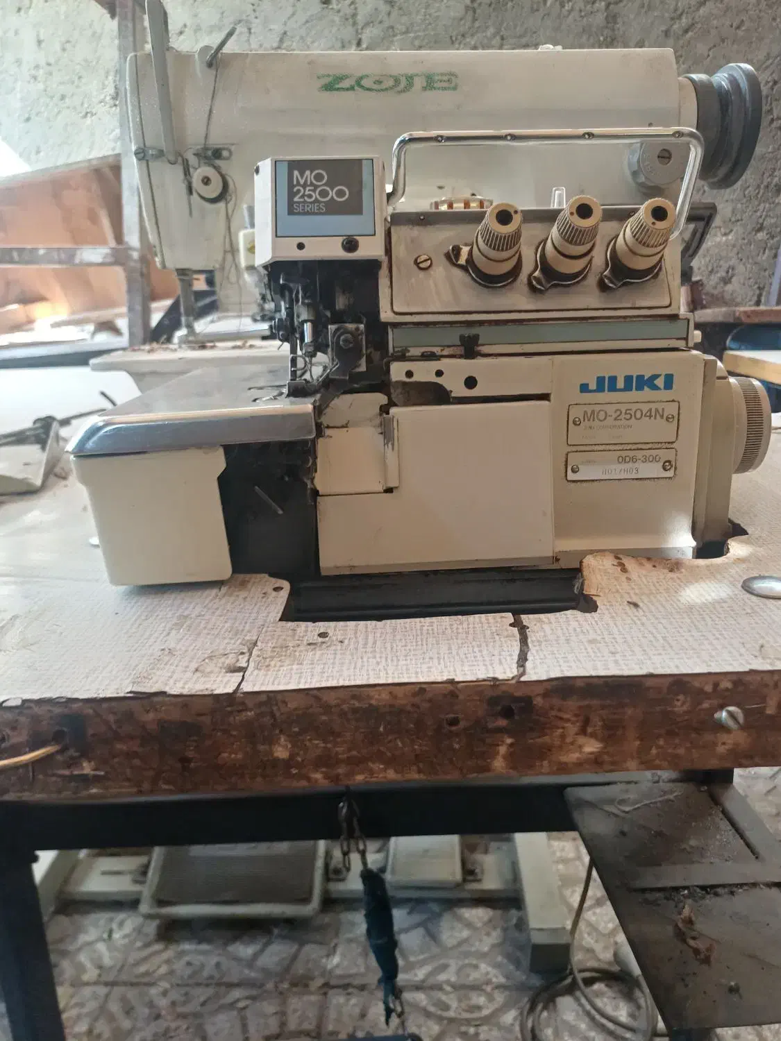 سه نخ ۲۰۵۰۴ژاپن ۶۳۰۰سا کاربر سردوز ژاپن ژوکی|چرخ خیاطی و ریسندگی|اصفهان, شاهد|دیوار