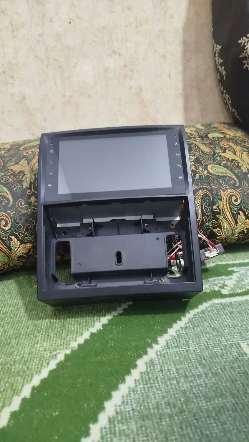 مانیتور سورن پلاس فابریک 7اینچ با قاب مخصوص سورن|قطعات یدکی و لوازم جانبی|زاهدان, |دیوار