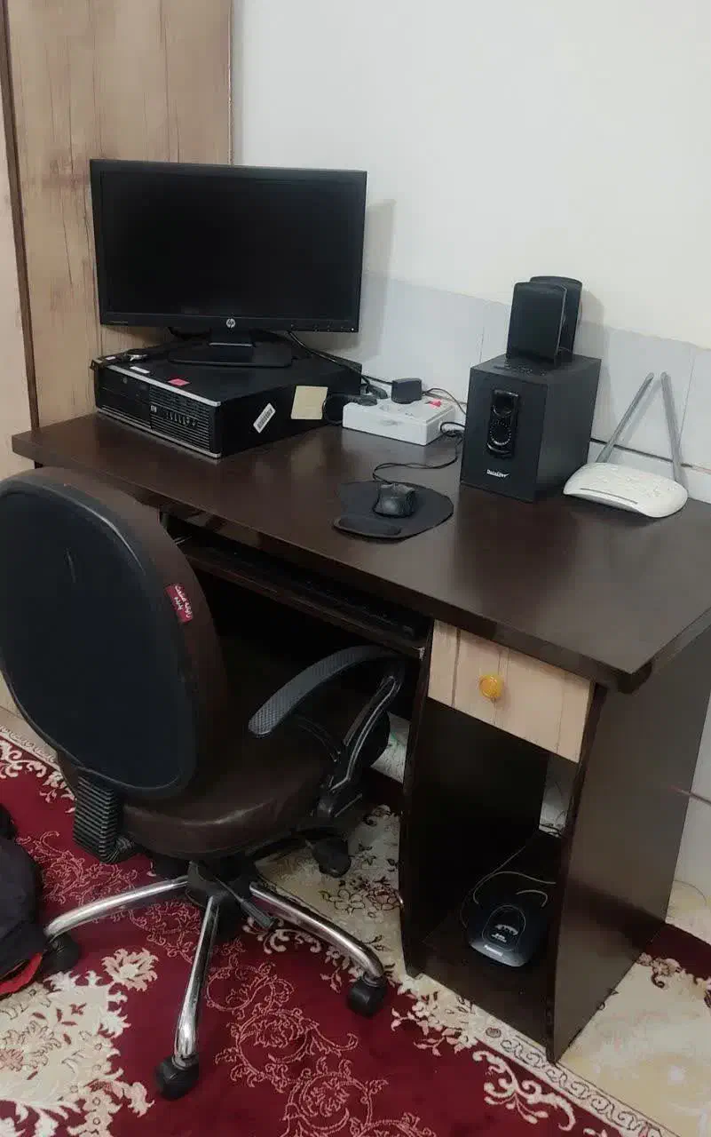 کامپیوتر|رایانه رومیزی|کوهپایه, |دیوار