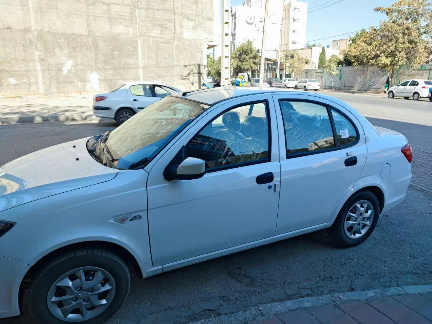 ساینا خشک با لوازم|خودرو سواری و وانت|مشهد, حضرت حجت|دیوار