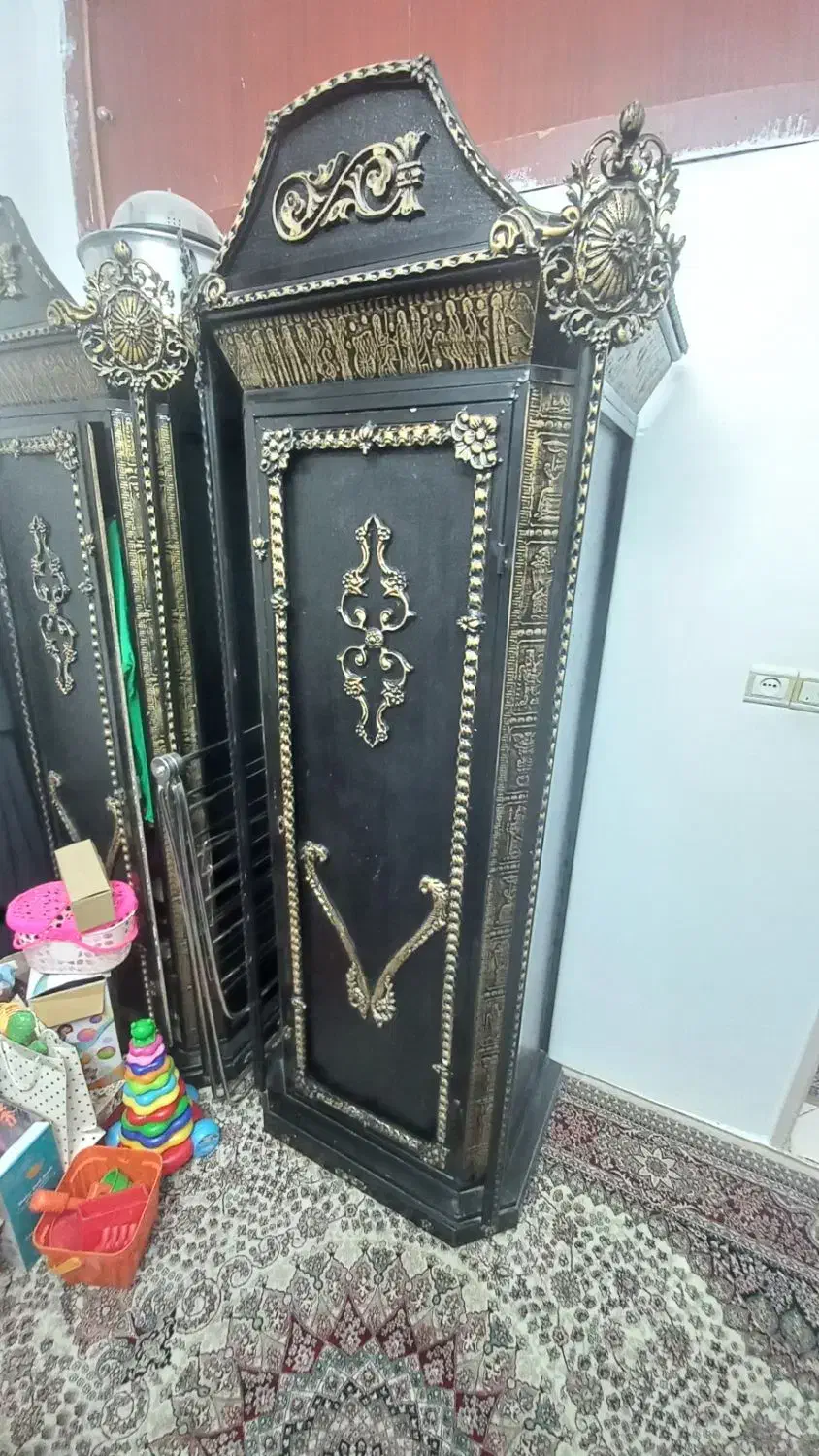 کمد فرفورژه ( ترکیب چوب و آهن )بسیار کم کار و سالم|جاکفشی، کمد، دراور|مشهد, موسوی قوچانی|دیوار