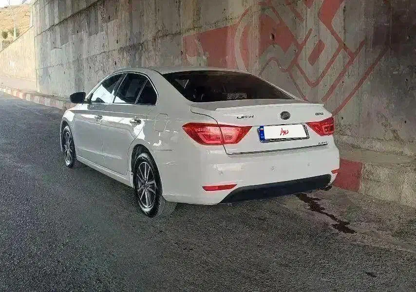 لیفان ۸۲۰ اتومات سفید مدل ۹۵ بیمه کامل|خودرو سواری و وانت|سنندج, |دیوار