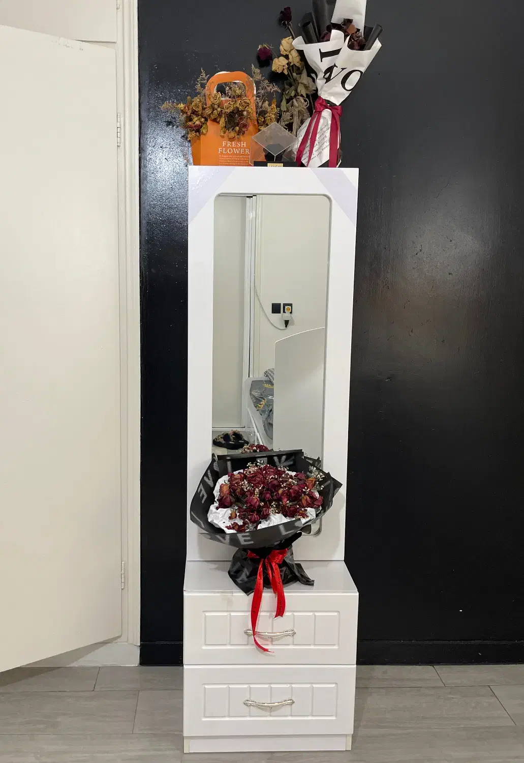 آیینه قدی|آینه|بابل, |دیوار