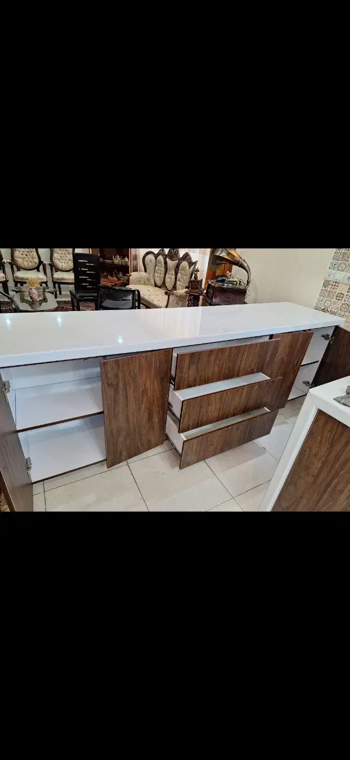 کابینت|بوفه، ویترین، کنسول|شیراز, قدوسی غربی|دیوار