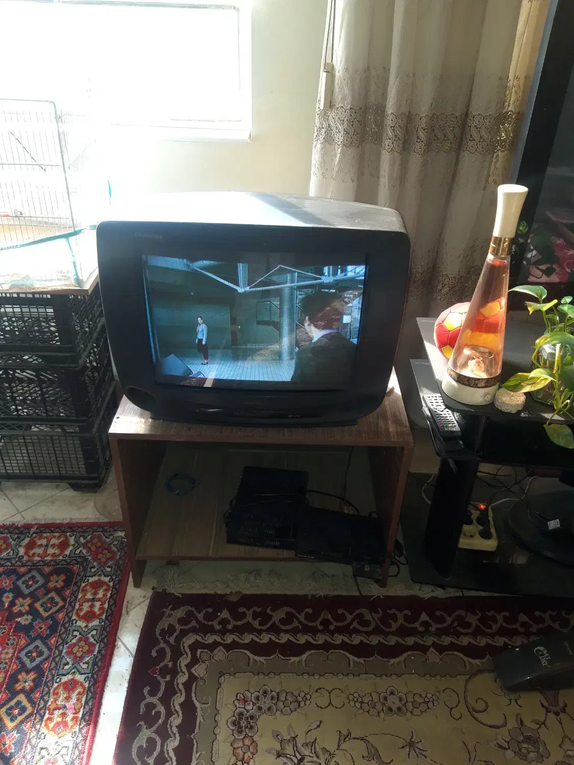 تلوزیون رنگی ۲۱ اینچ|تلویزیون و پروژکتور|مشهد, شفا|دیوار