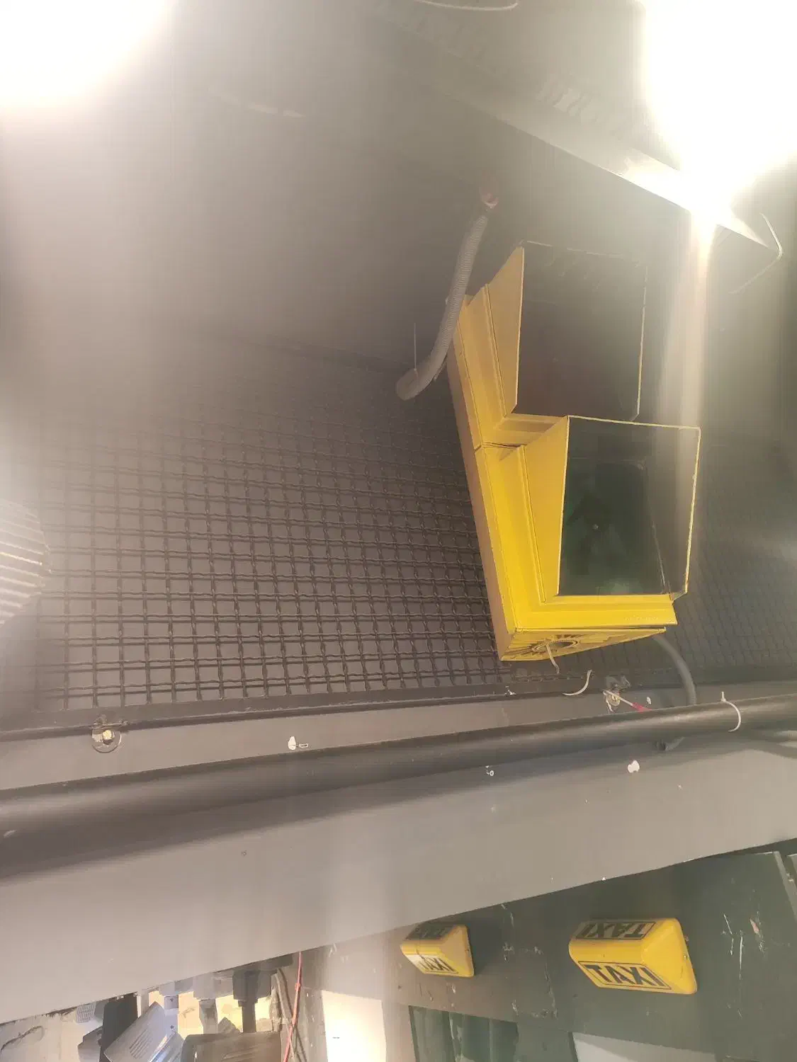 چراغ راهنمایی|ریسه و چراغ تزئینی|قدس, شهر‌قدس|دیوار