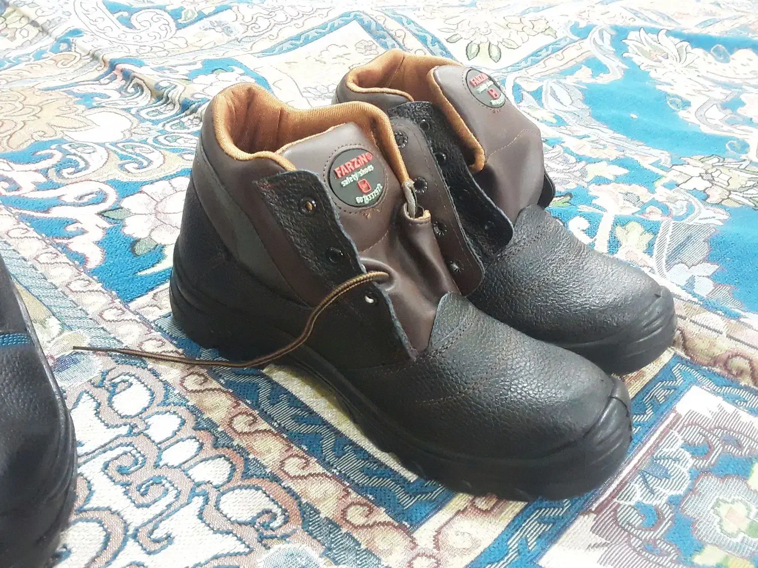 کفش کار|کیف، کفش، کمربند|فولادشهر, A6|دیوار