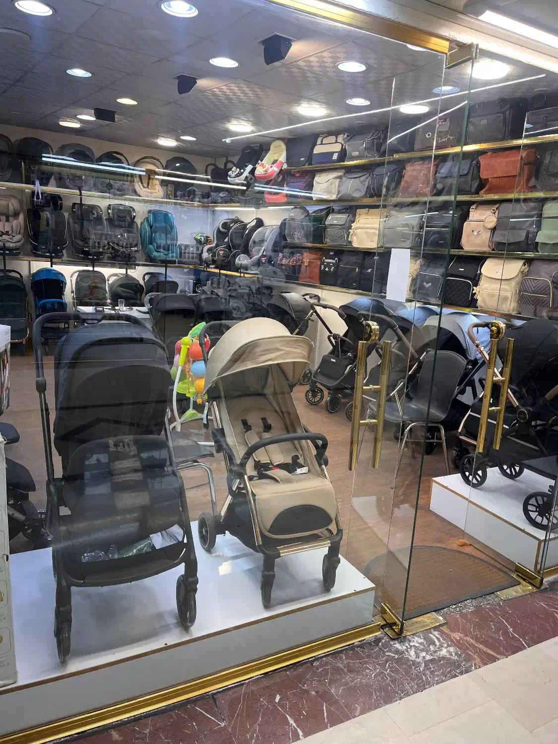 سیسمونی|کالسکه و لوازم جانبی|تهران, بهار|دیوار