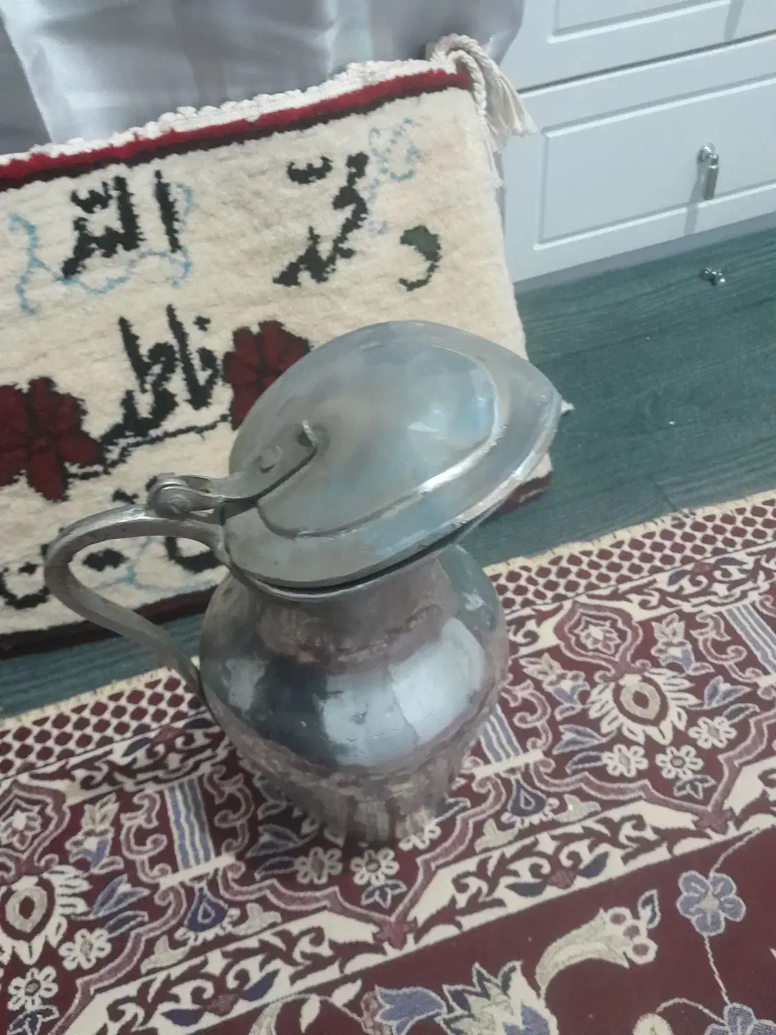 دوتا کوزه مس قدیمی خیلی تمیز|کلکسیون اشیاء عتیقه|باقرشهر, |دیوار