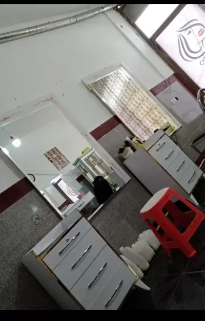 اینه و کنسول مخصوص ارایشگاه|بوفه، ویترین، کنسول|پیرانشهر, |دیوار