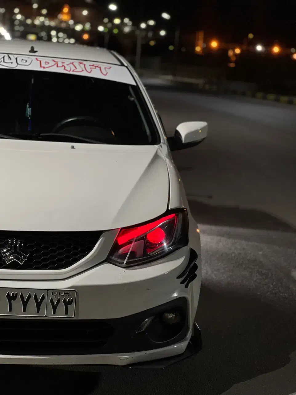 چراغ اسپورت کوییک و ساینا|قطعات یدکی و لوازم جانبی|شیراز, فضل‌آباد|دیوار