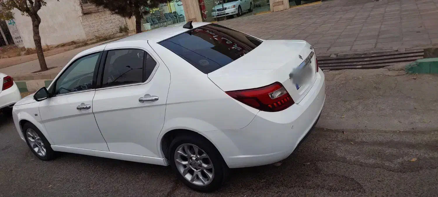 *دنا اتومات ۱۴۰۱*|خودرو سواری و وانت|هشتگرد, شهرک گلها|دیوار