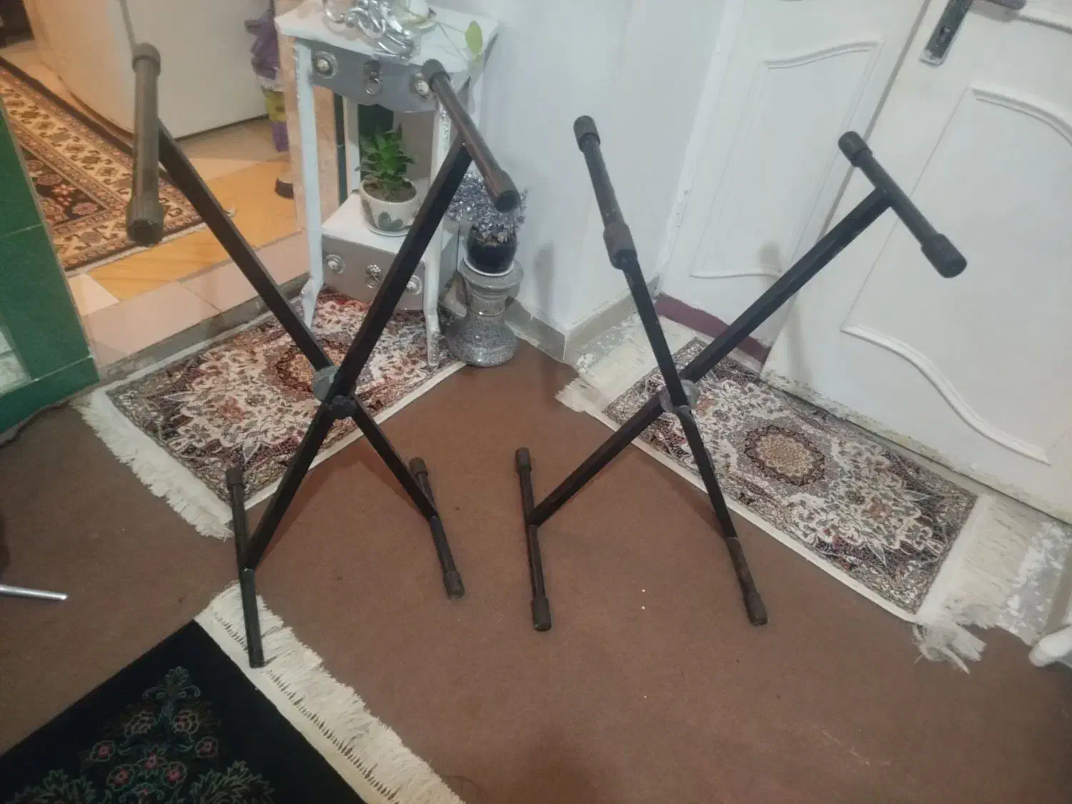 پایه کیبردیامکسر|پیانو، کیبورد، آکاردئون|بروجرد, |دیوار